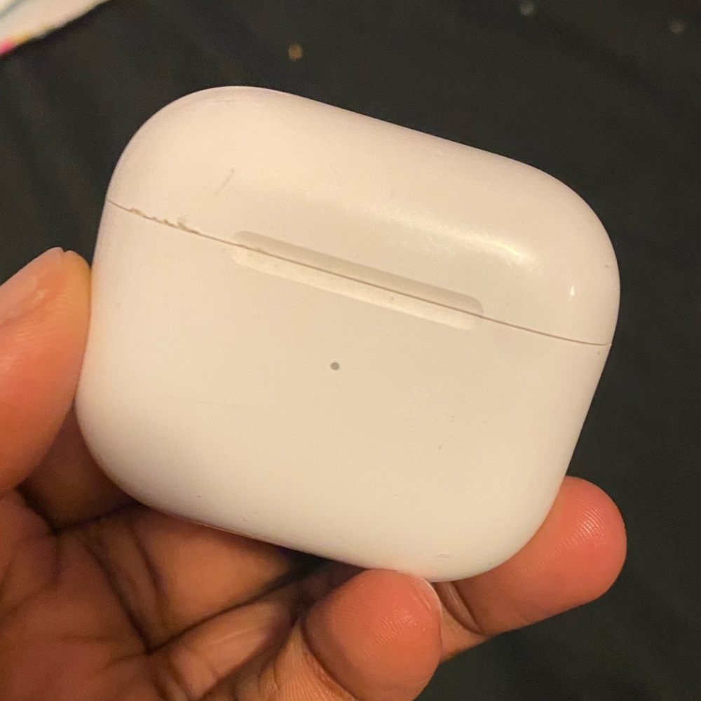 Apple Airpods Pro Charging Case!